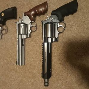 460 Smith & Wesson Revolver