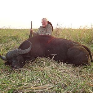 Hunt Cape Buffalo in Mozambique