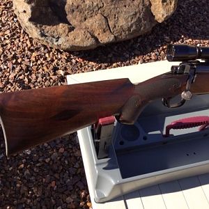 American Custom Rifle with 1941 era Winchester model 70 in .270  factory Winchester barrel