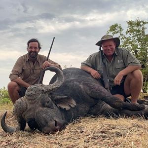 Buffalo Hunting Zimbabwe