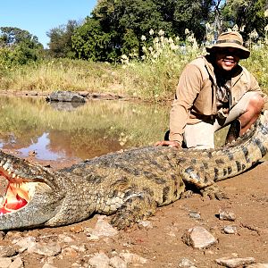 South Africa Hunt Crocodile