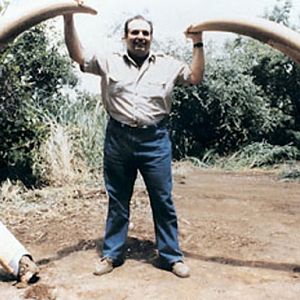 283lb Tusker