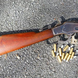 1873 Winchester 38-40 Rifle