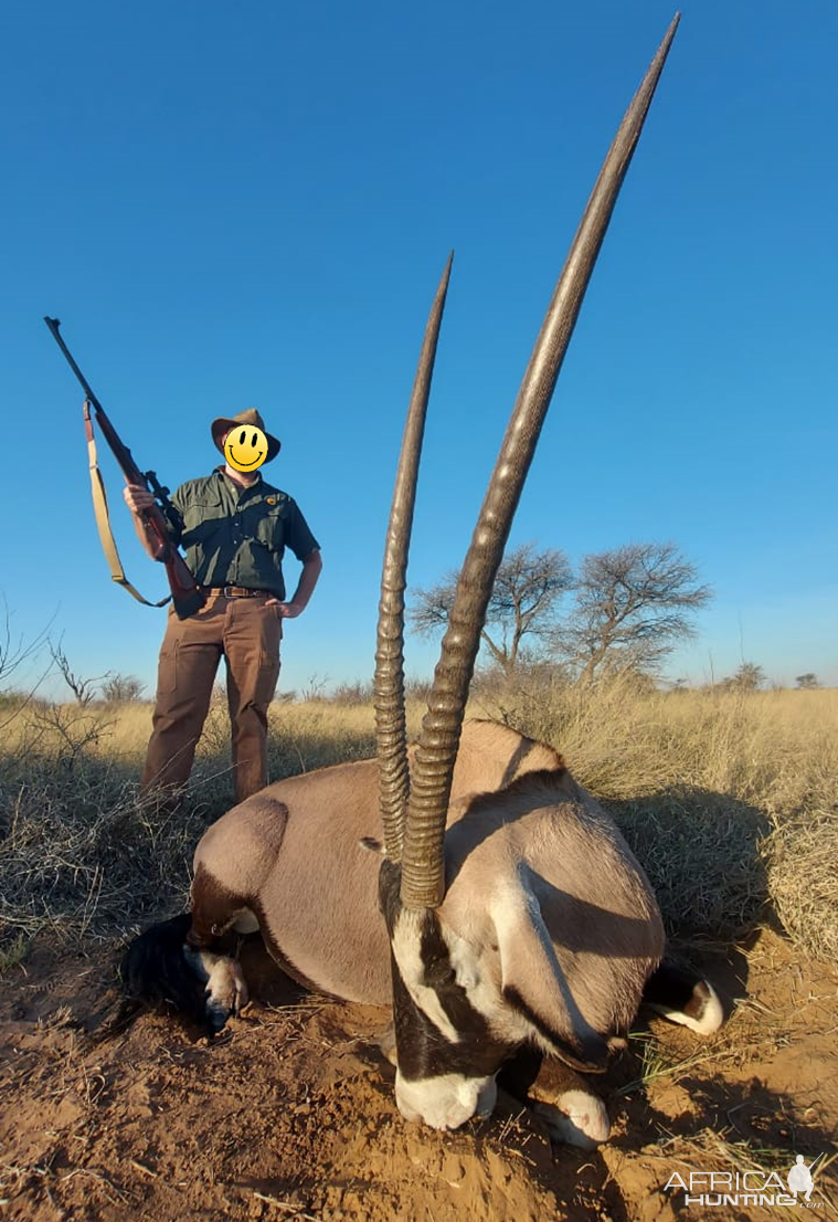 35 Inch Gemsbok Hunt Kalahari South Africa