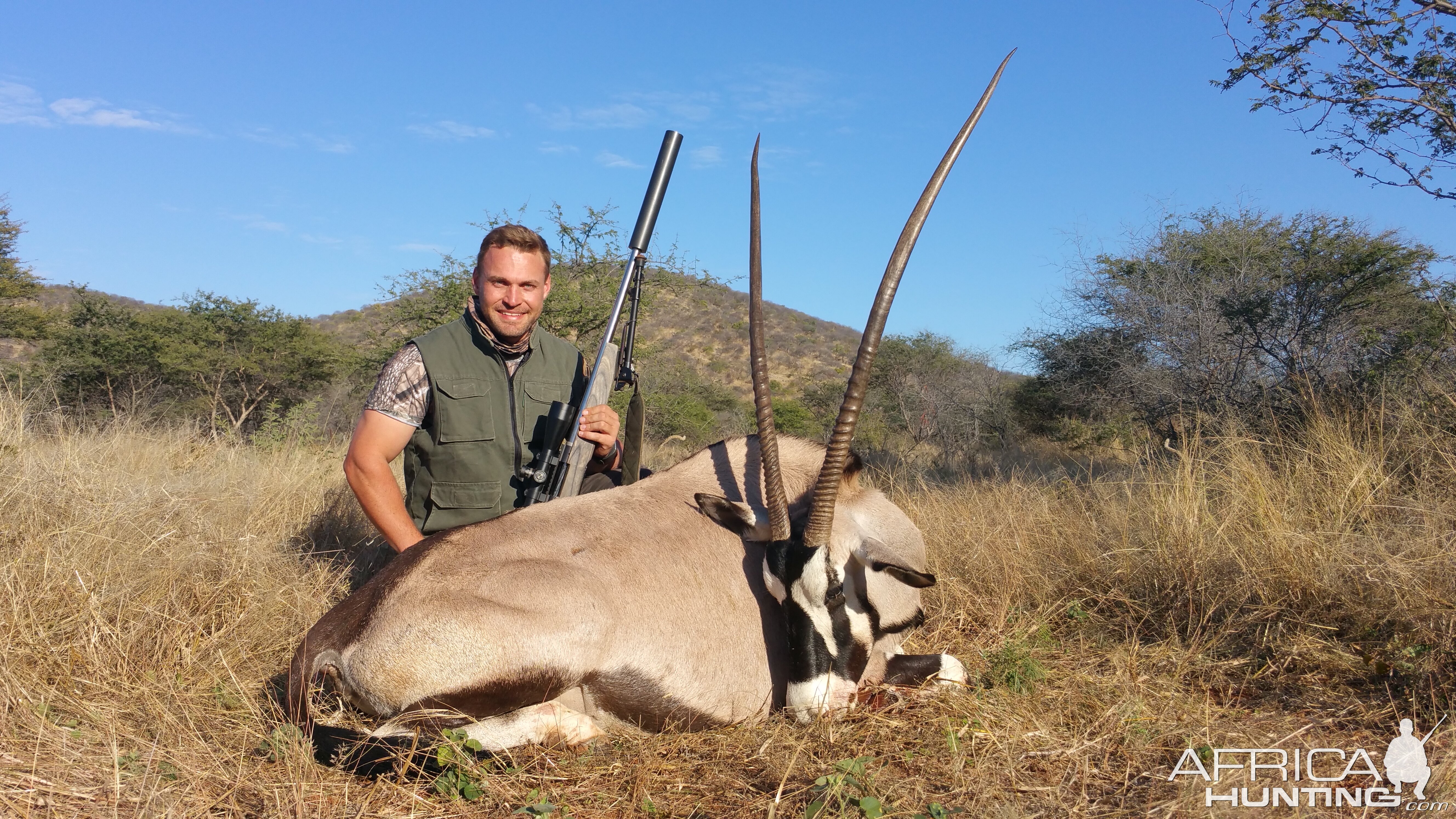 42" Oryx