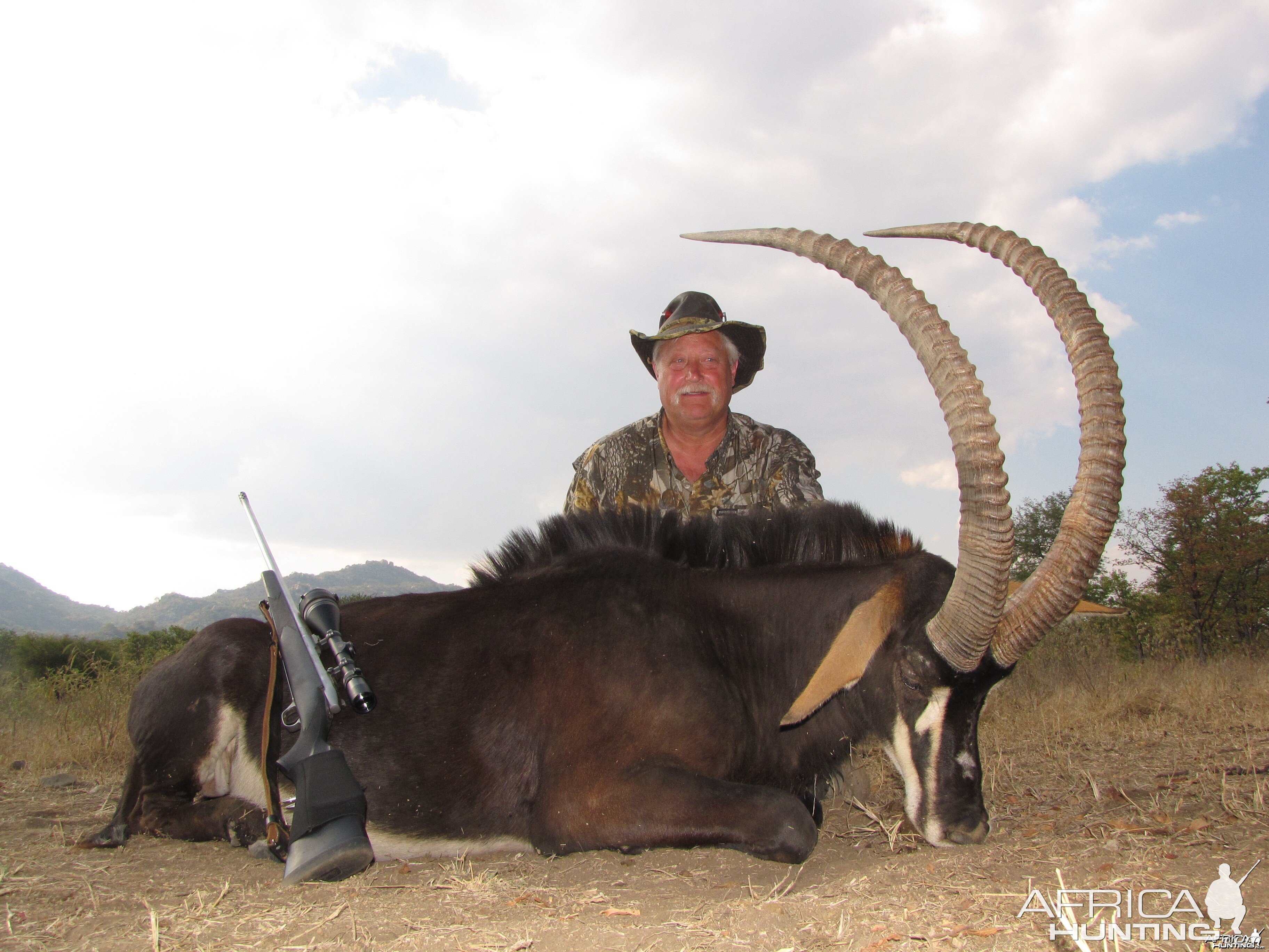 44.5" Sable Bull 2012