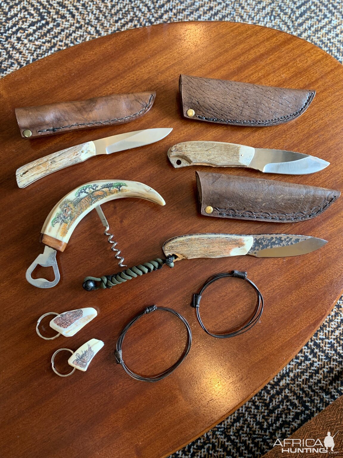 Andre Shoeman custom knives