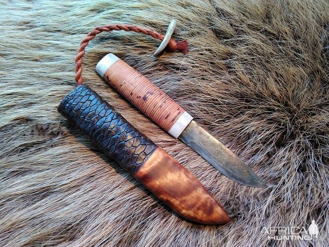 Beaver Tail Knives in Scandinavian Style