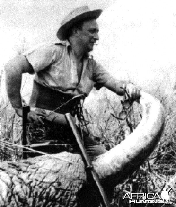 Belgian Charles Mahauden with Elephant and .600 Nitro