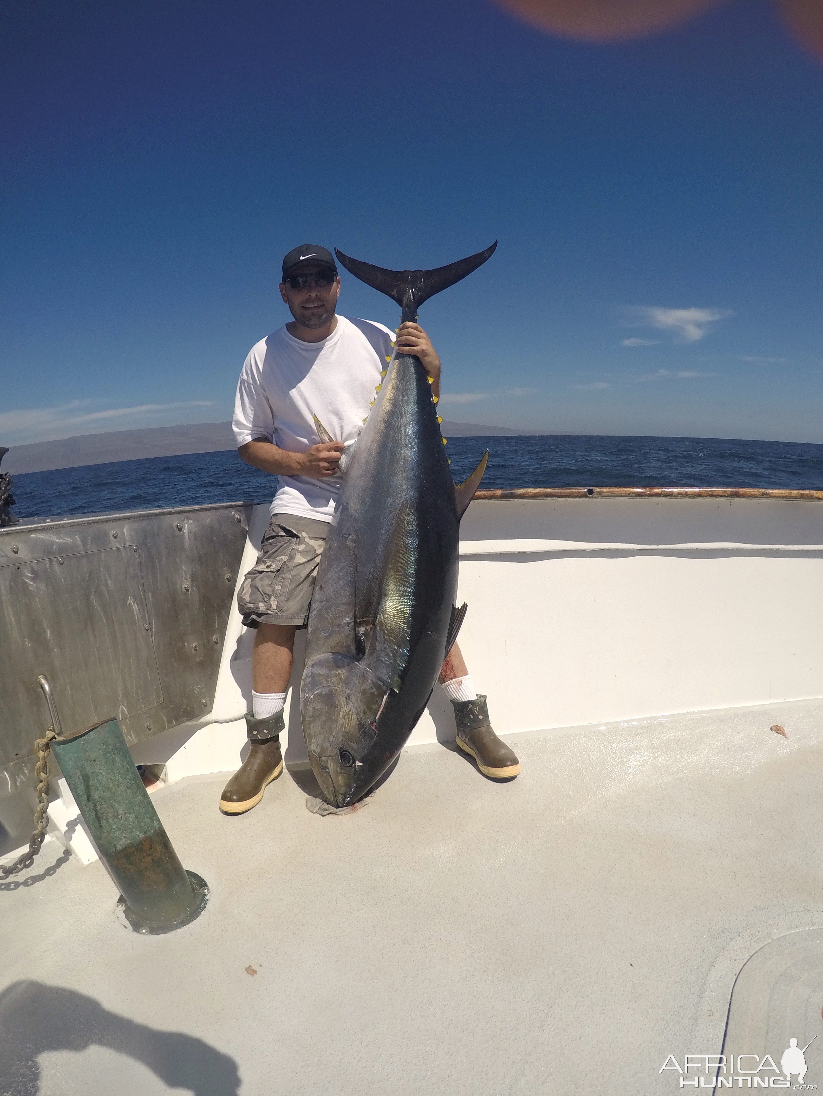 Black Fin Tuna Fishing West Coast