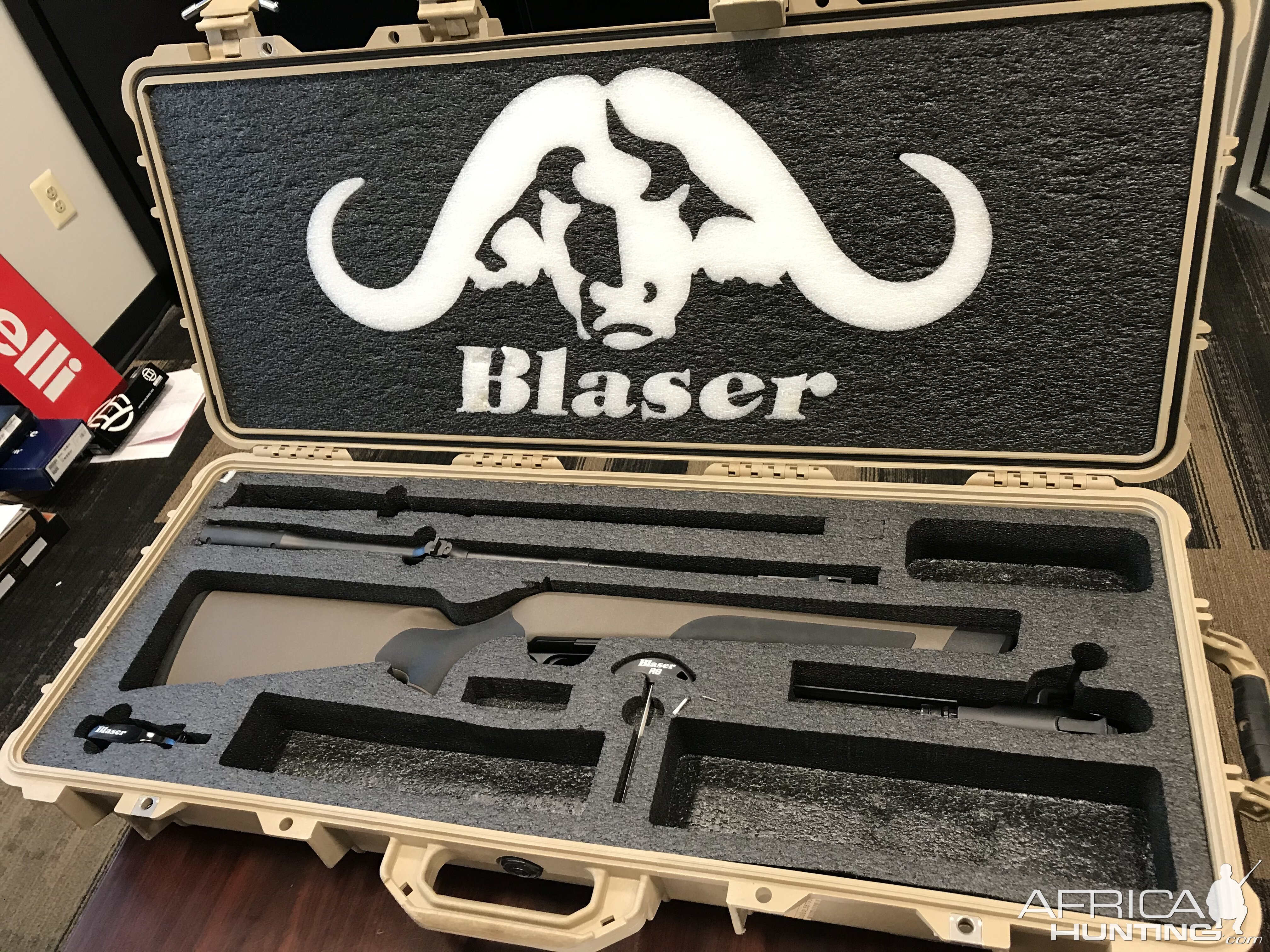 Blaser R8 300WM