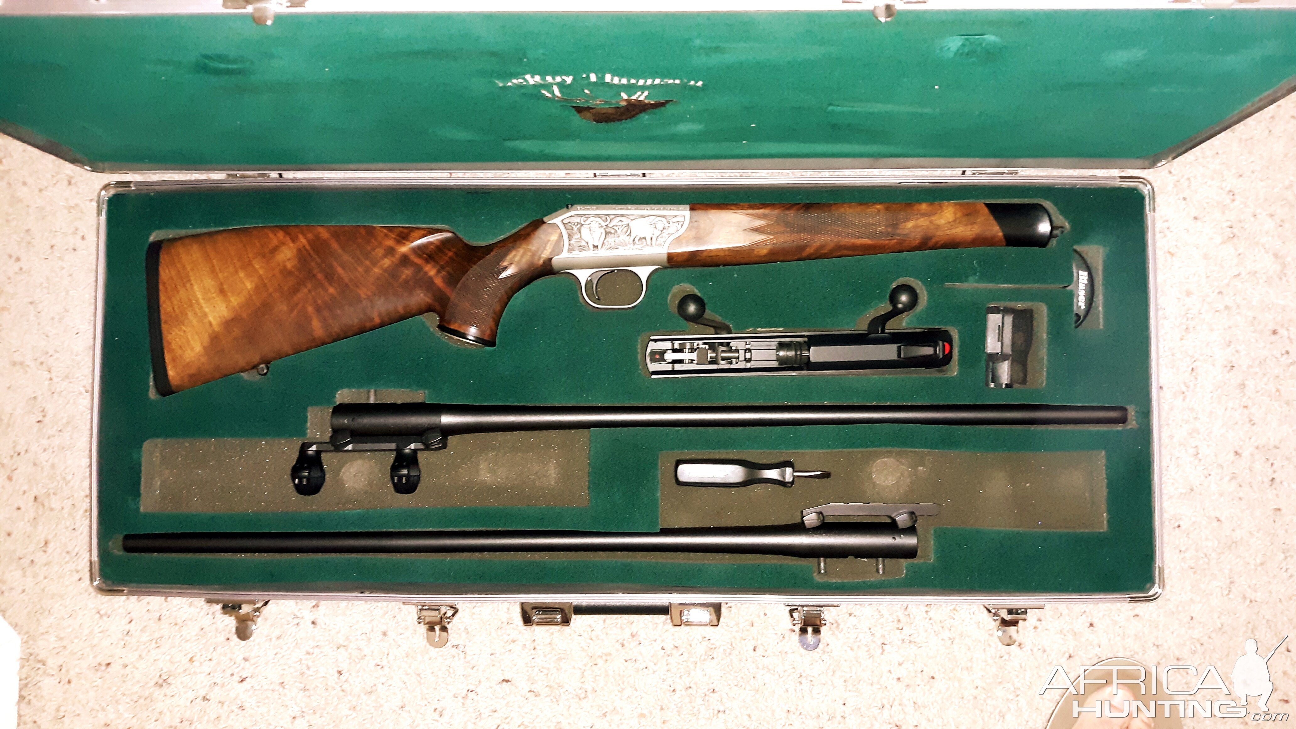 Blaser R93 Euro Luxus Rifle with Grade 7 Wood