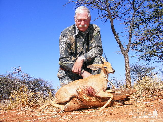 Bowhunting Steenbok in Namibia