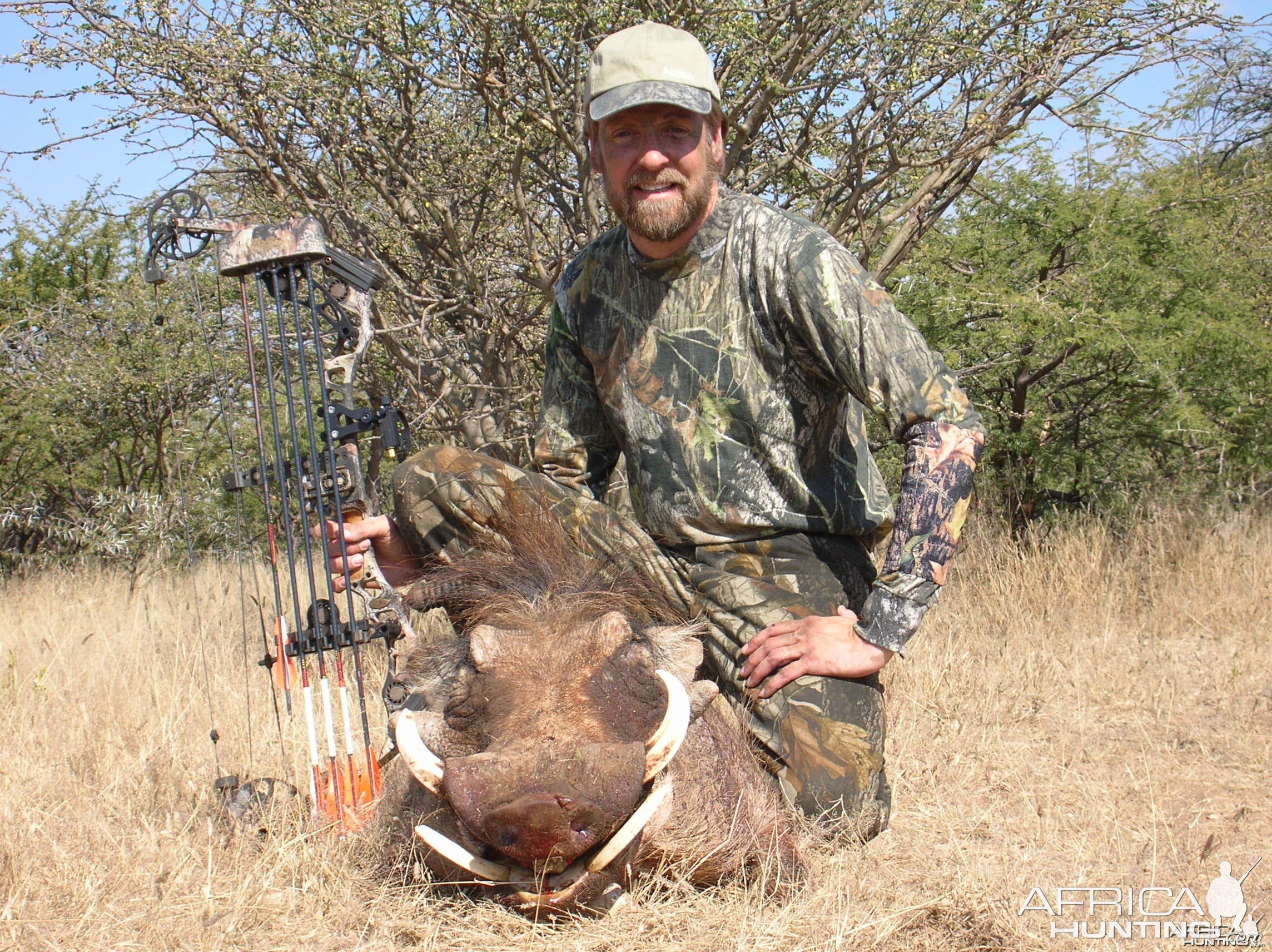 Bowhunting Warthog in Namibia