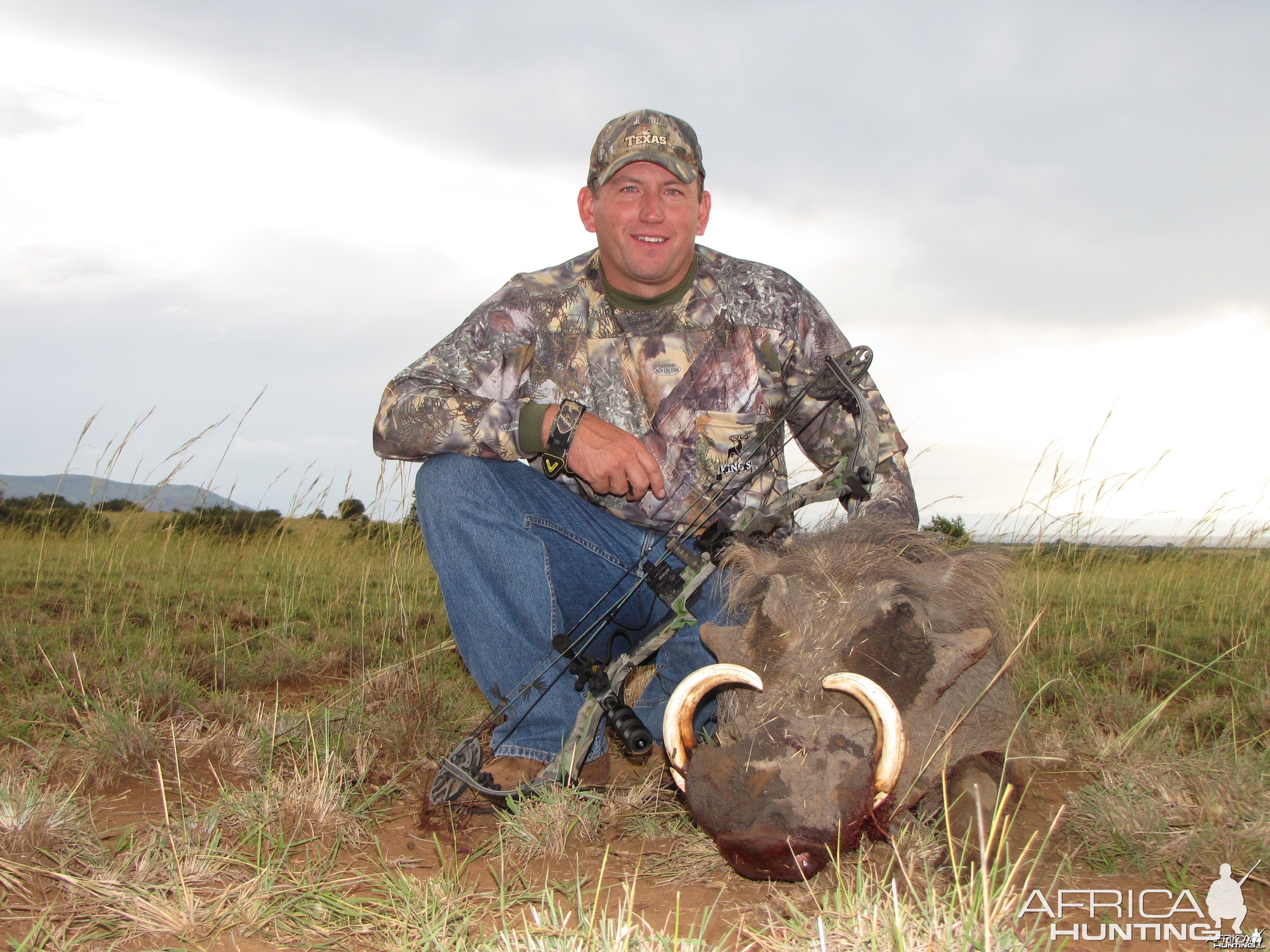 Bowhunting Warthog in Uganda