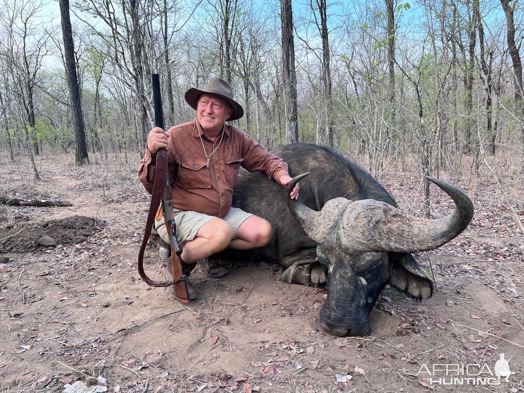 Buffalo Hunt Zimbabwe