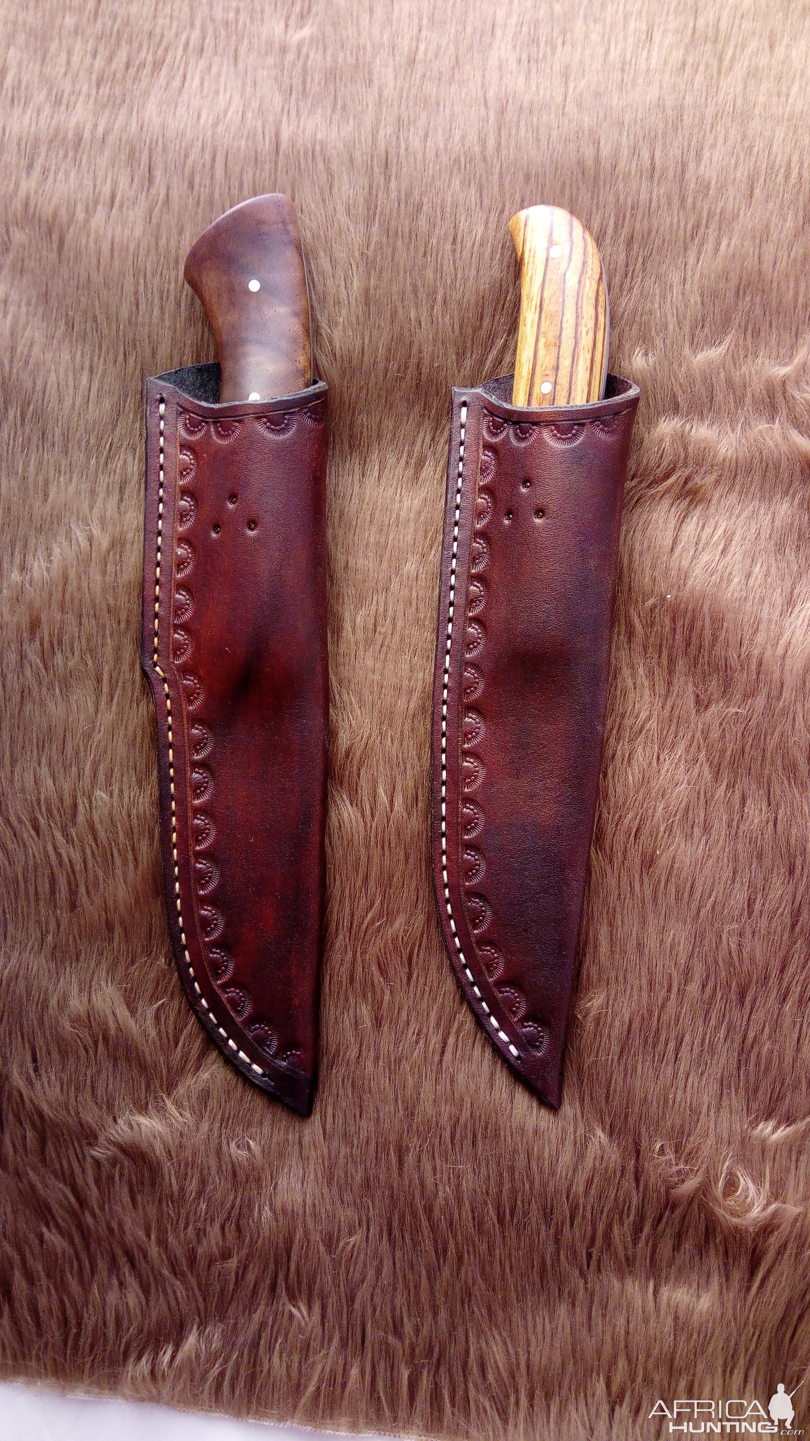 Buffalo Skinner Knife & Pocket Ranger Knife with Sheaths