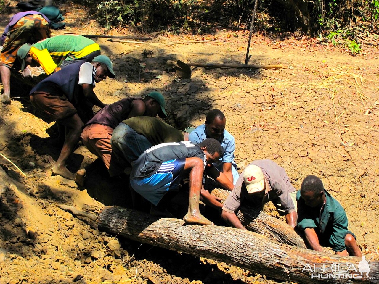 Building a vehicle bridge Zambia