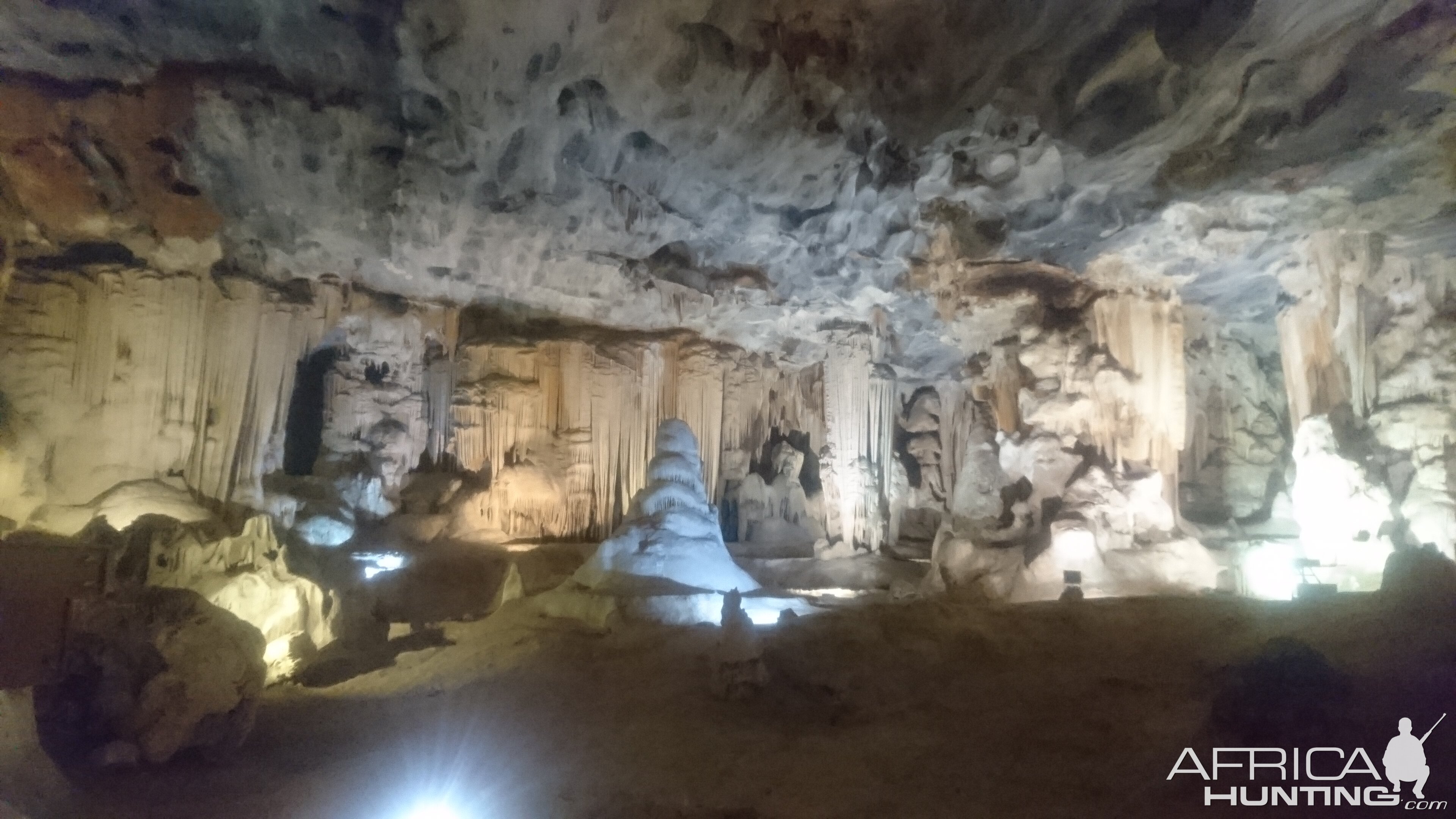 Cango caves via Oudtshoorn South Africa