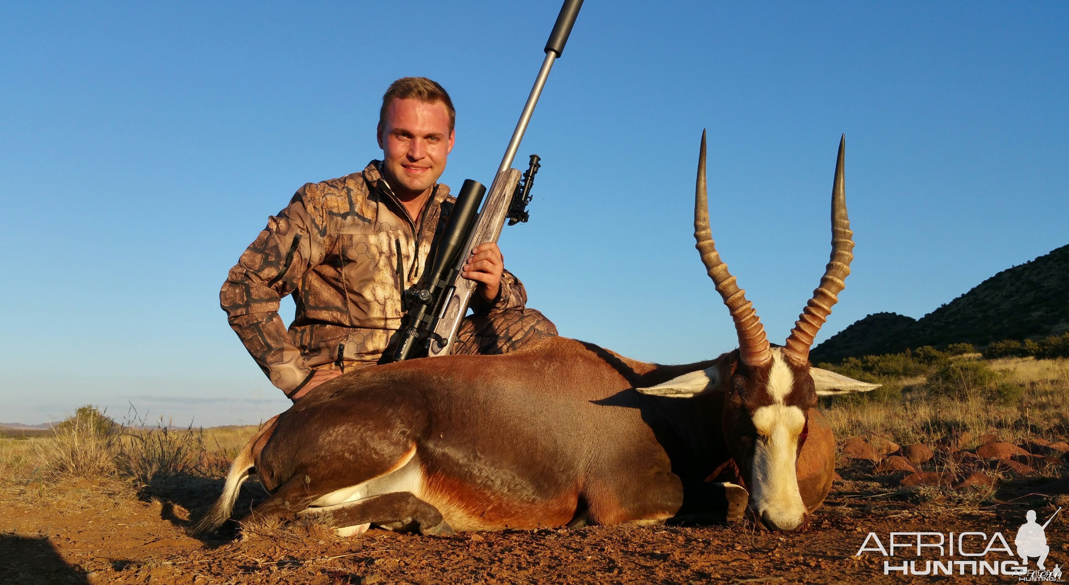 Charl Kemp with 18 1/2" Blesbok