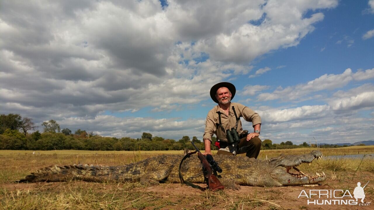 Crocdodile Hunt Zimbabawe