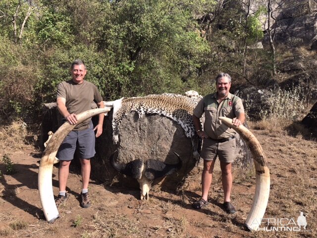 Elephant, Leopard & Buffalo Hunting Zimbabwe