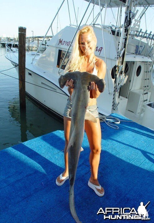 Fishing Babes