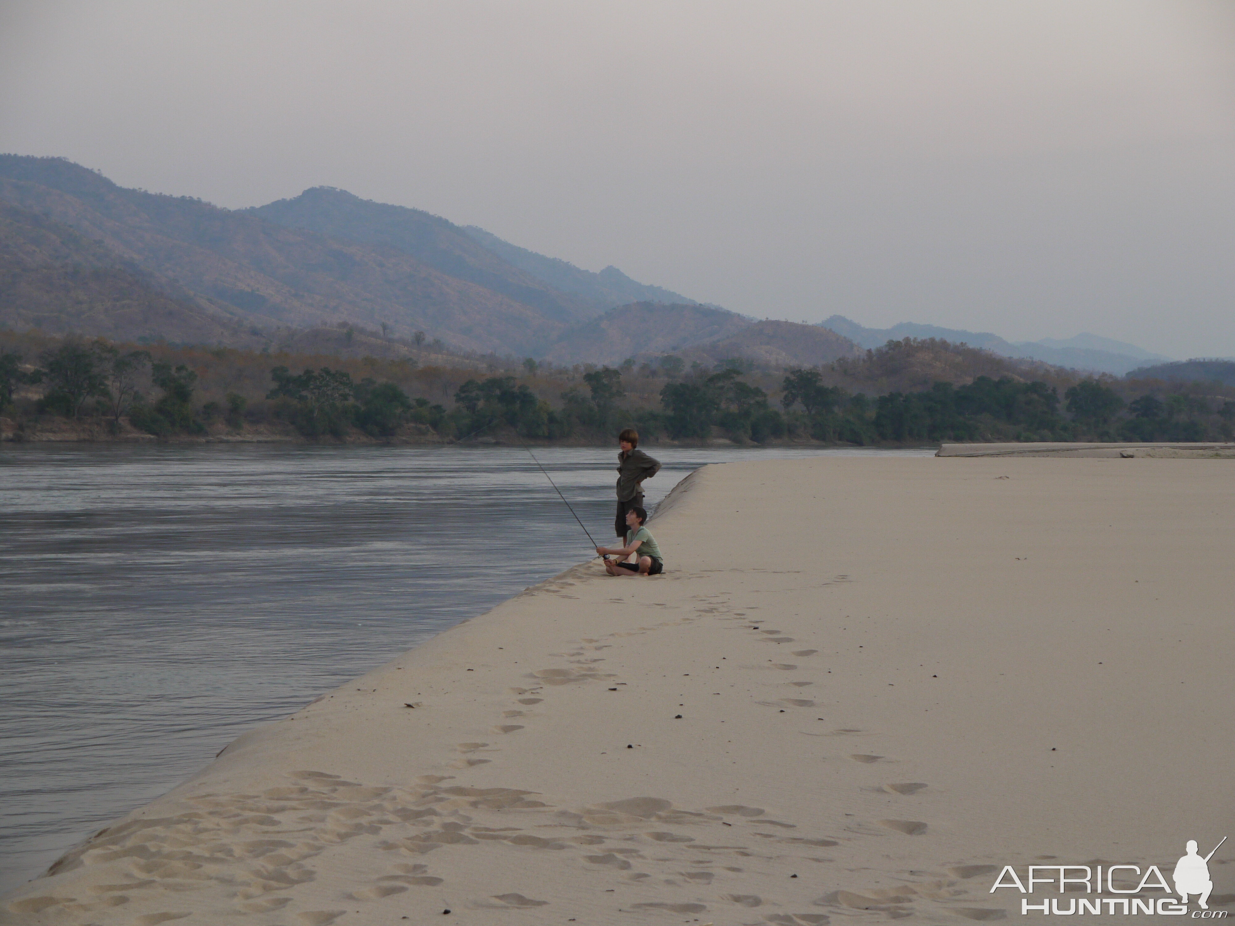 fishing below mupata gorge to lower zambezi NP