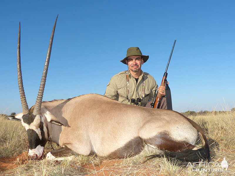 Gemsbok hunt with Wintershoek Johnny Vivier Safaris