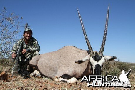 Gemsbok hunt with Wintershoek Johnny Vivier Safaris