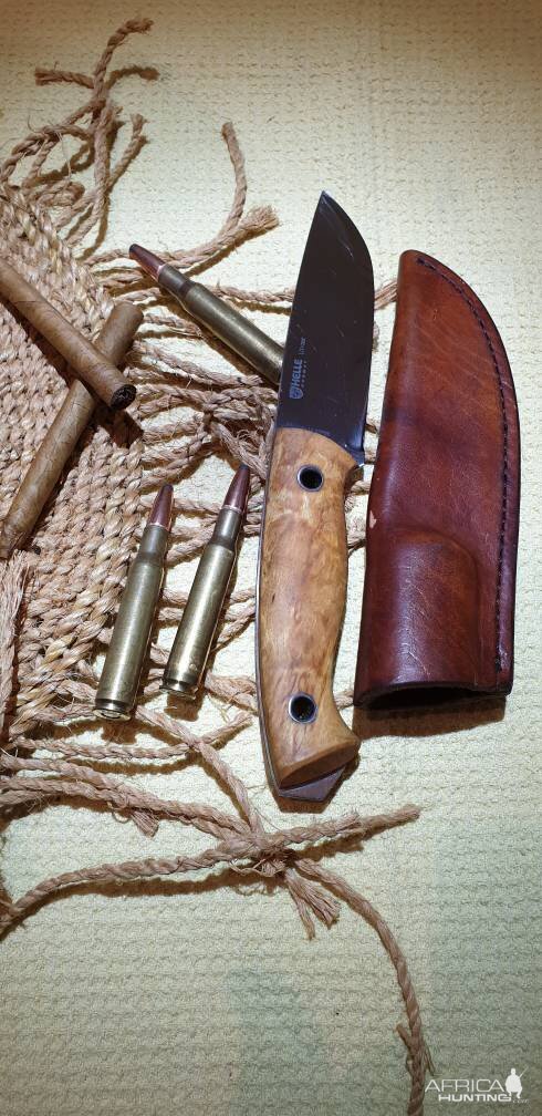 Helle Utvaer Knife