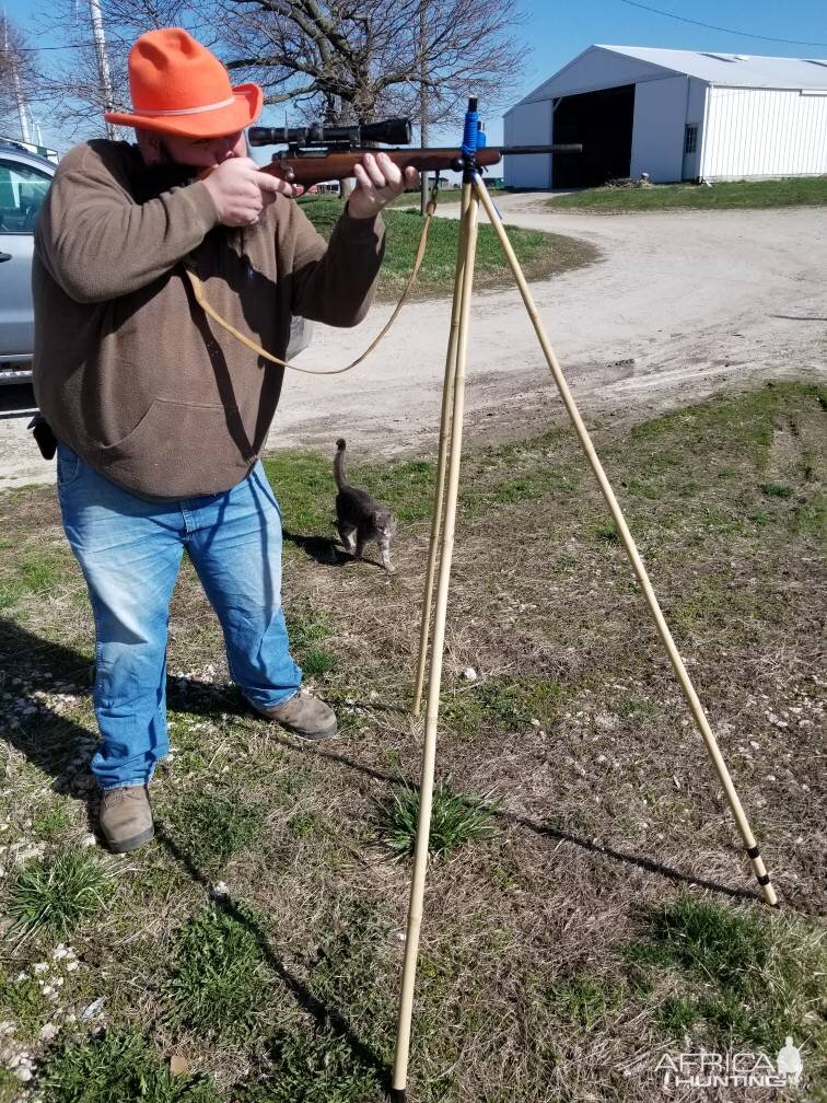 Homemade Shooting Sticks For Under US$20