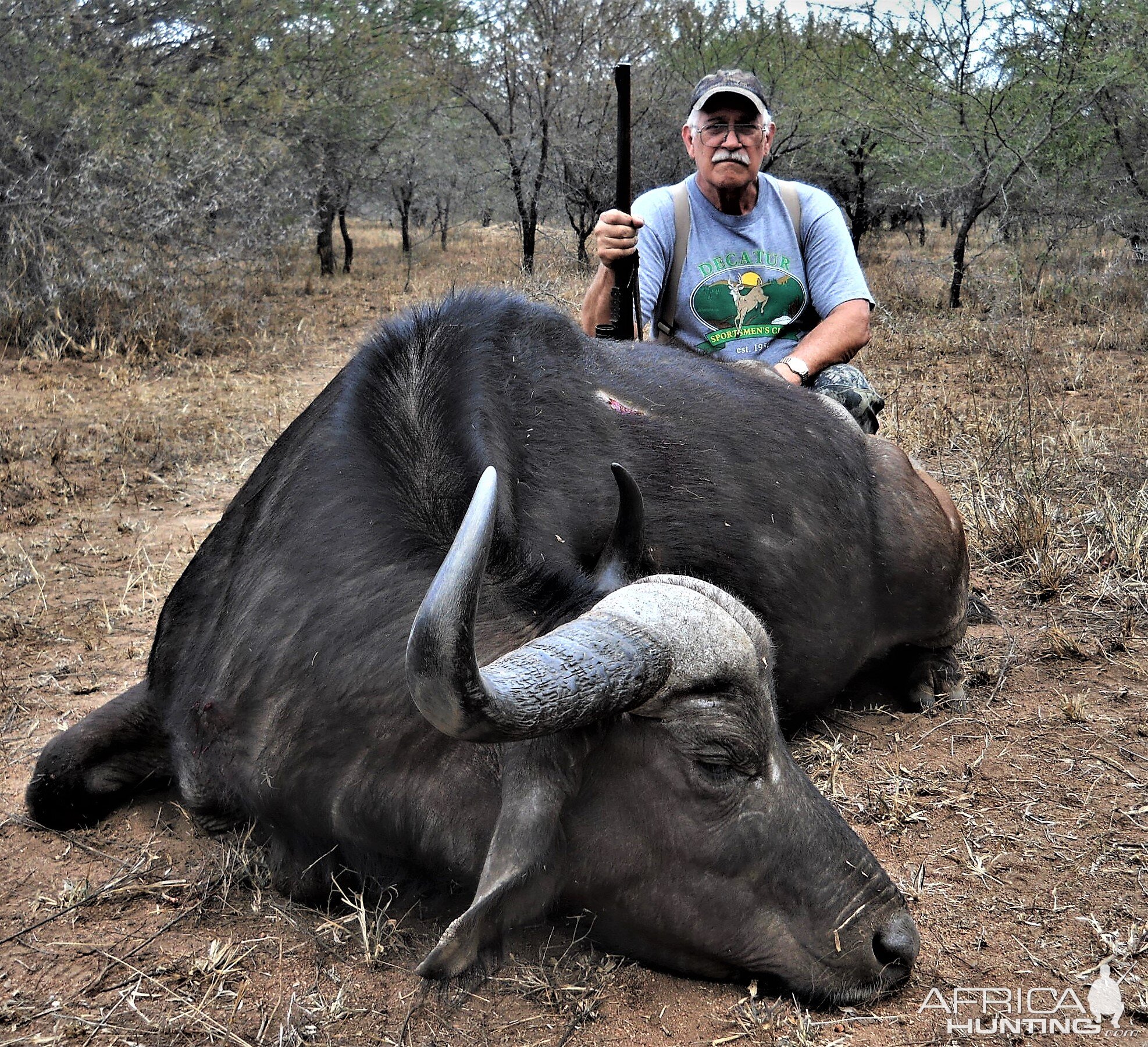 Hunt Cape Buffalo in South Africa