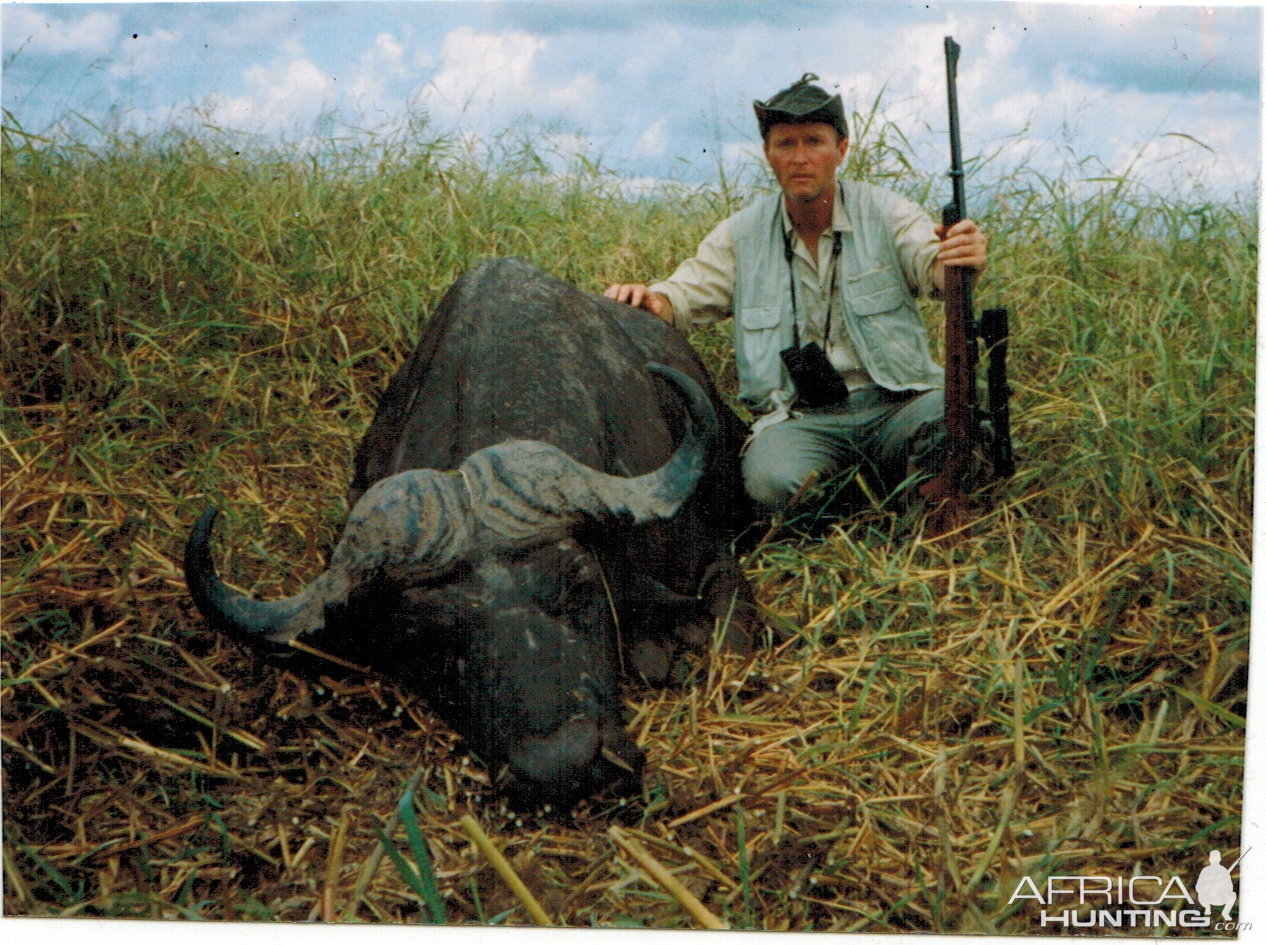 Hunt Cape Buffalo in Tanzania