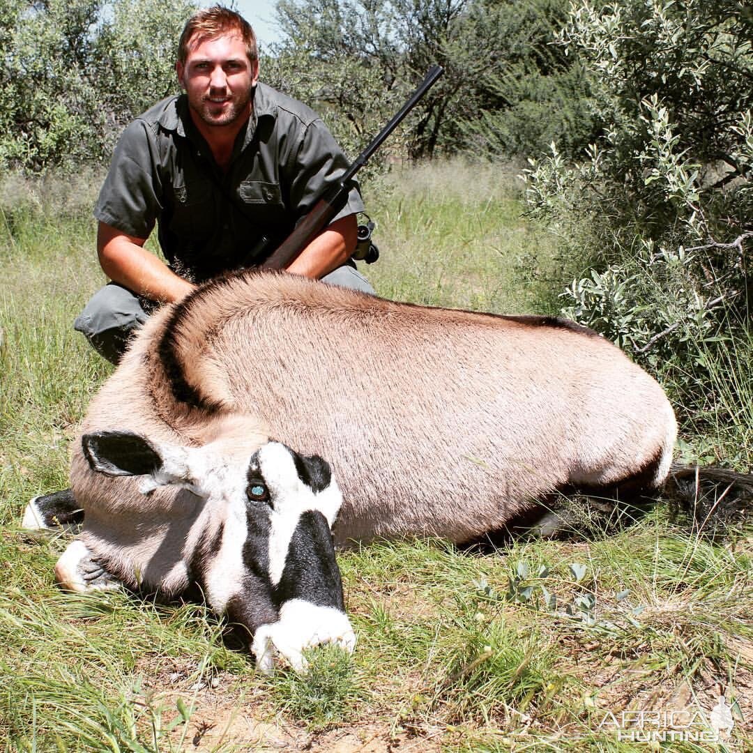 Hunt Gemsbok in Namibia