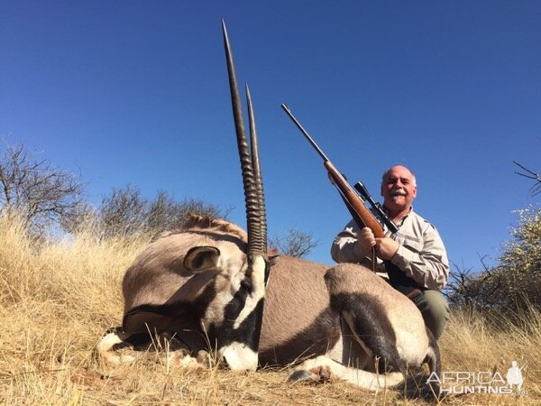 Hunt Gemsbok in South Africa