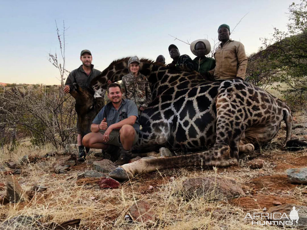 Hunt Giraffe in Namibia