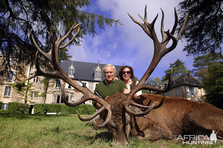 Hunt Red Stag France