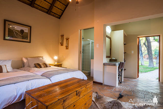 Hunting Accommodation Spear Safari Camp