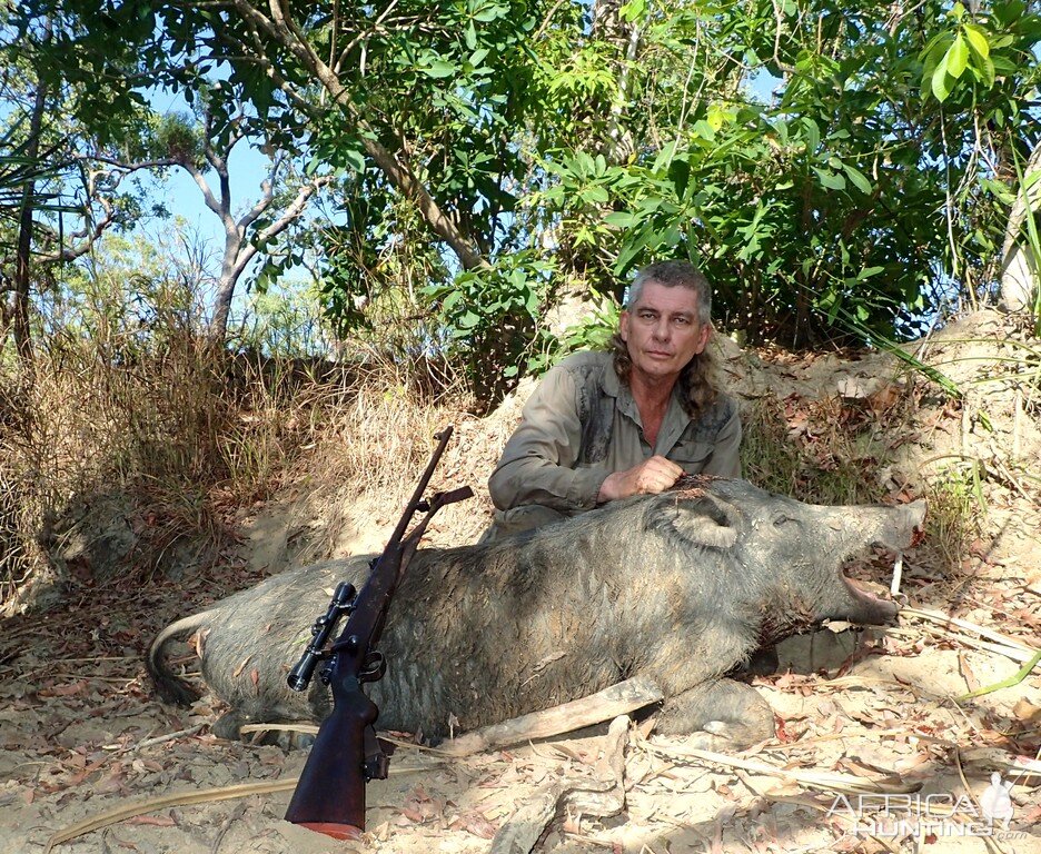 Hunting Boar in Australia