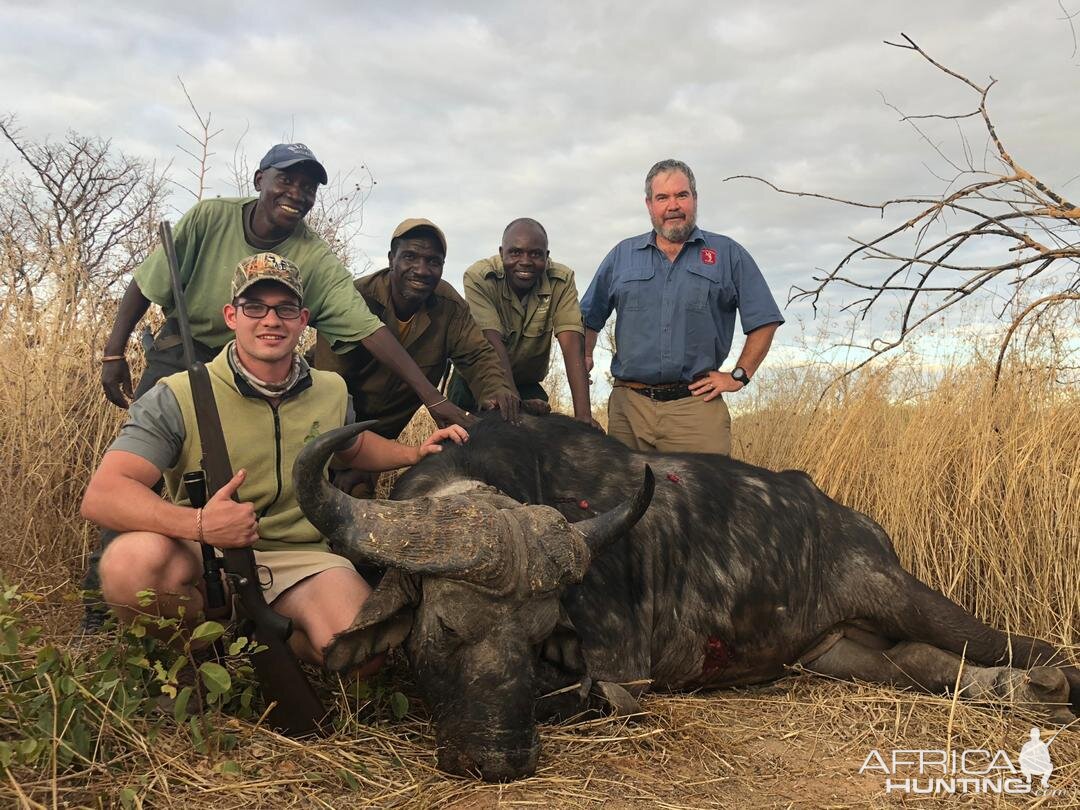 Hunting Buffalo in Zimbabwe