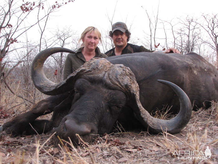 Hunting Buffalo in Zimbabwe