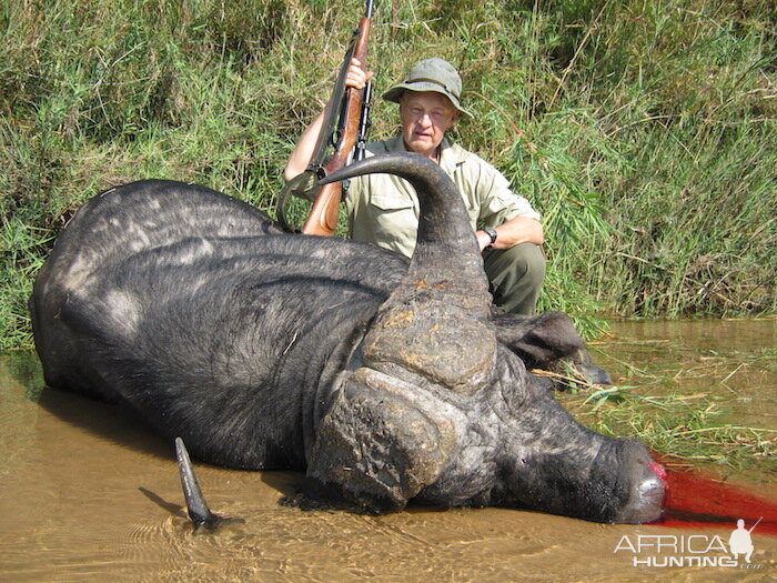 Hunting Buffalo in Zimbabwe