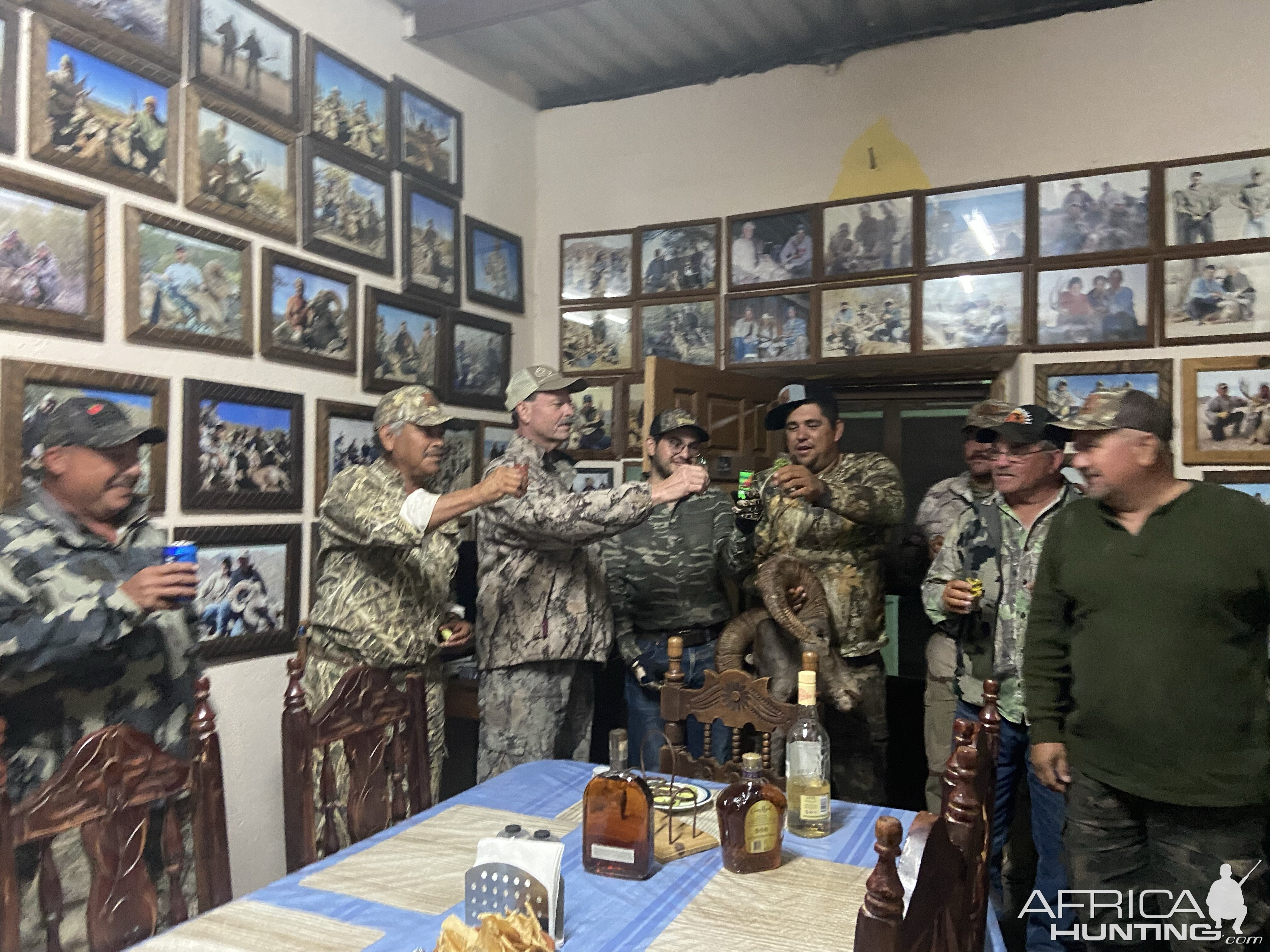 Hunting Desert Bighorn Sheep in Mexico