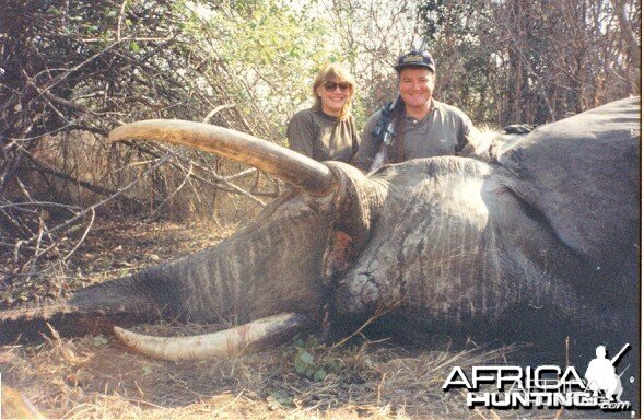 Hunting Elephant with Wintershoek Johnny Vivier Safaris in SA