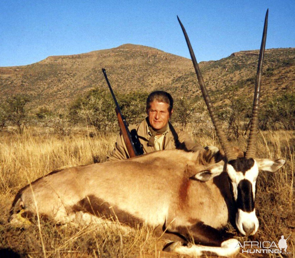 Hunting Gemsbok in Zimbabwe