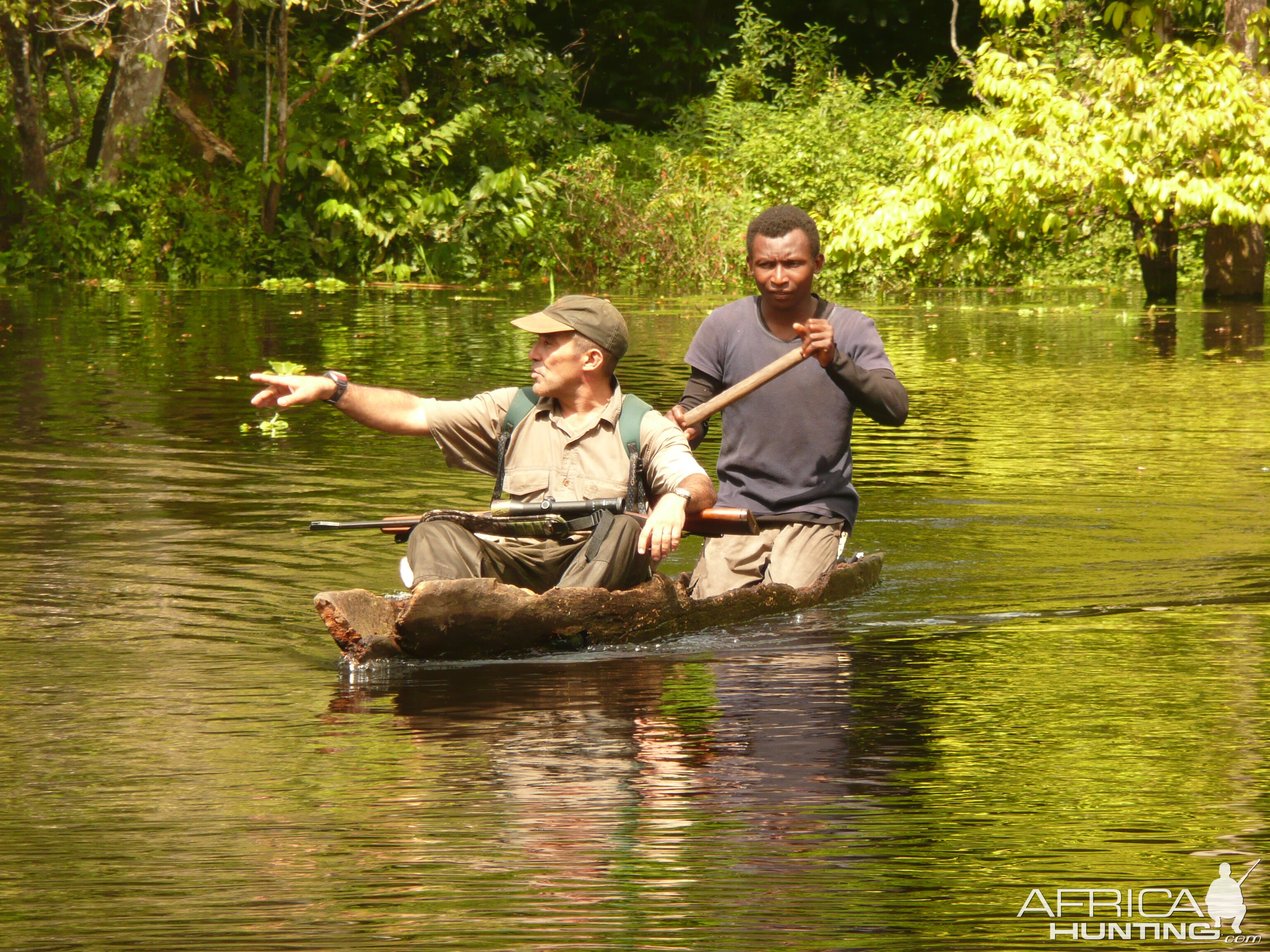 Hunting in the Gabonese swamp