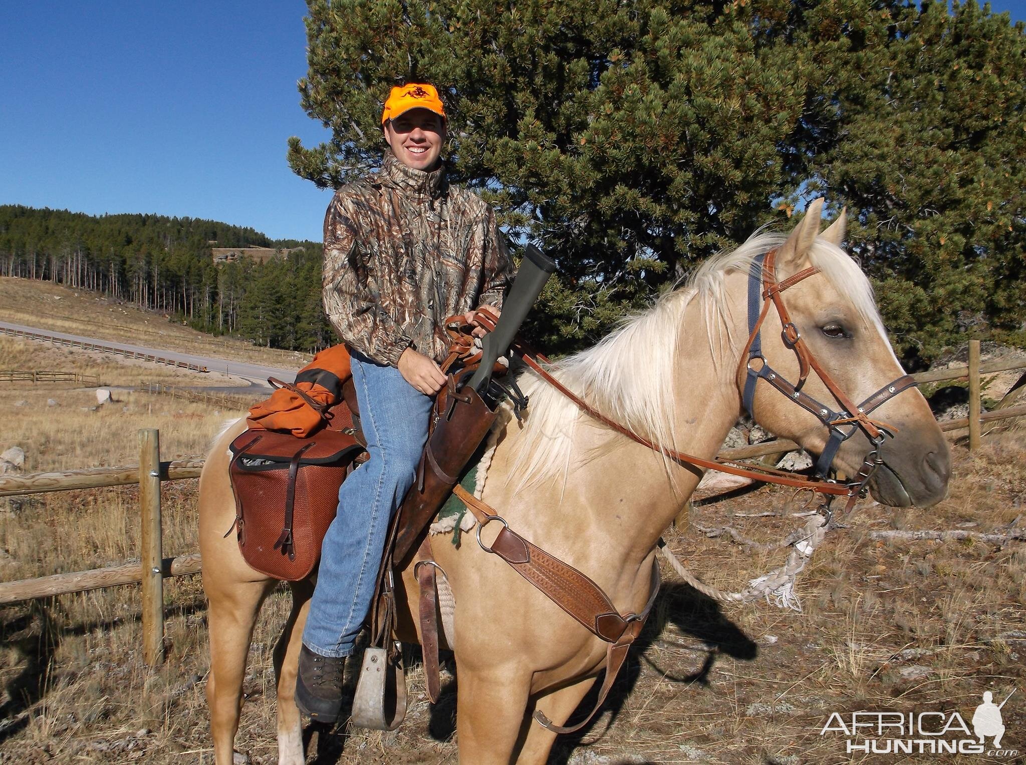 Hunting On Horseback in the Big Horn Mountains