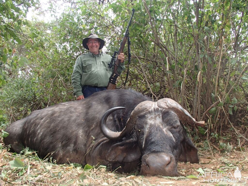 Hunting Tanzania Buffalo