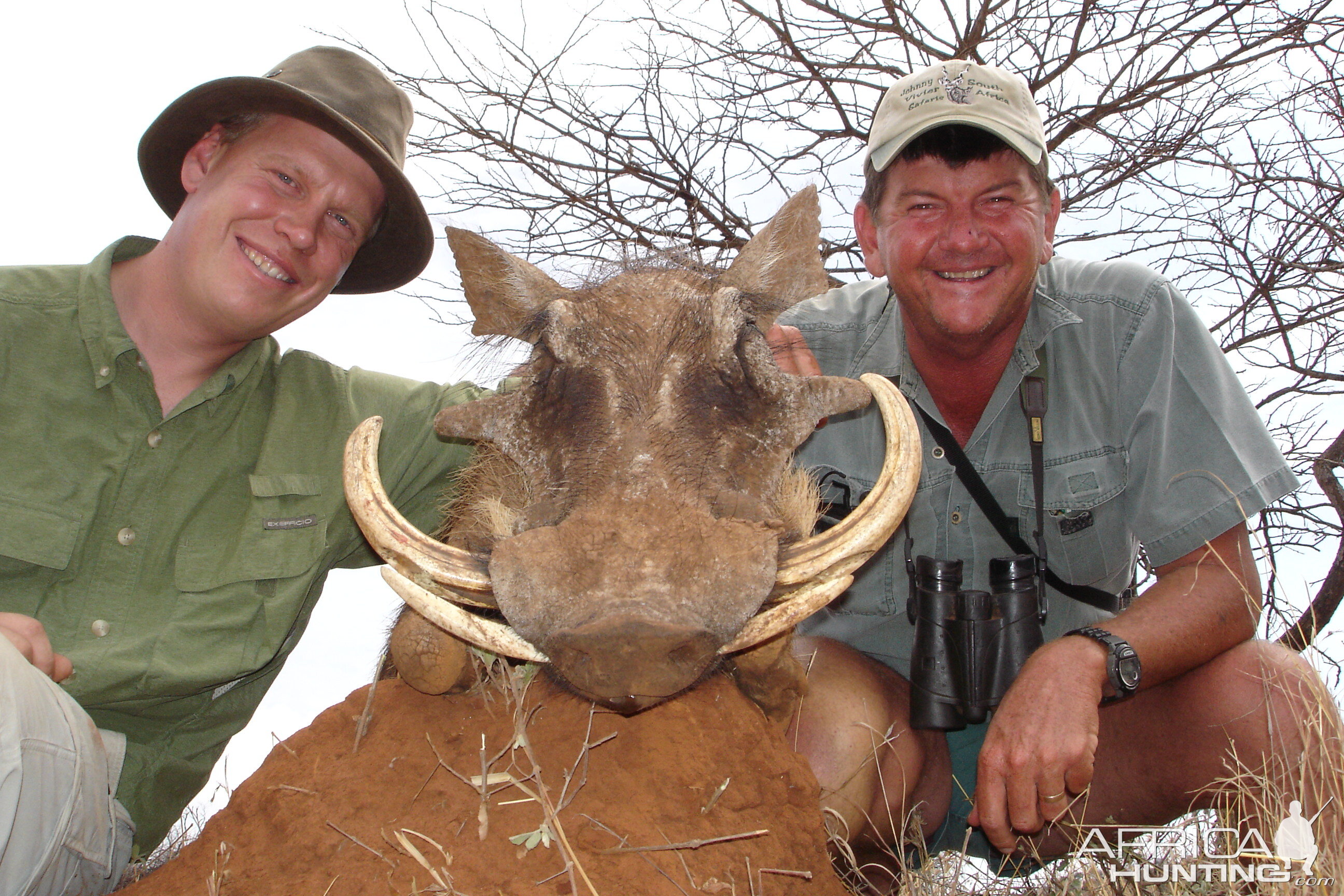 Hunting Warthog with Wintershoek Johnny Vivier Safaris in SA